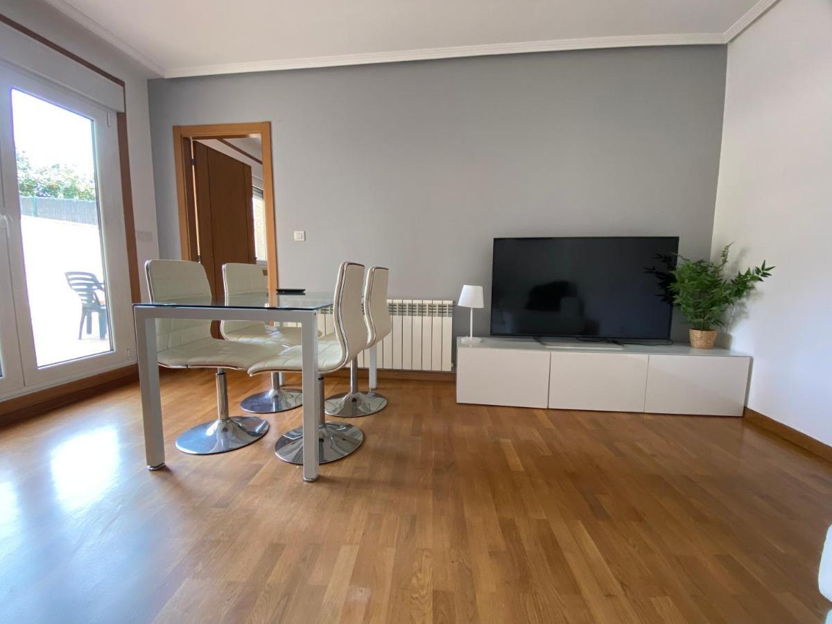 Apartamento A 5 Min Caminando De La Playa Sta. Cristina, Oleiros Dış mekan fotoğraf