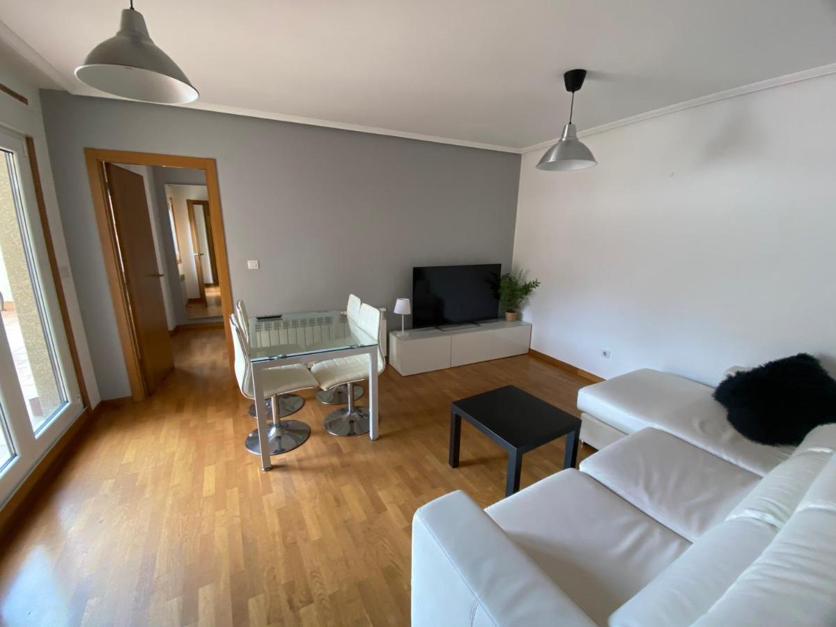 Apartamento A 5 Min Caminando De La Playa Sta. Cristina, Oleiros Dış mekan fotoğraf