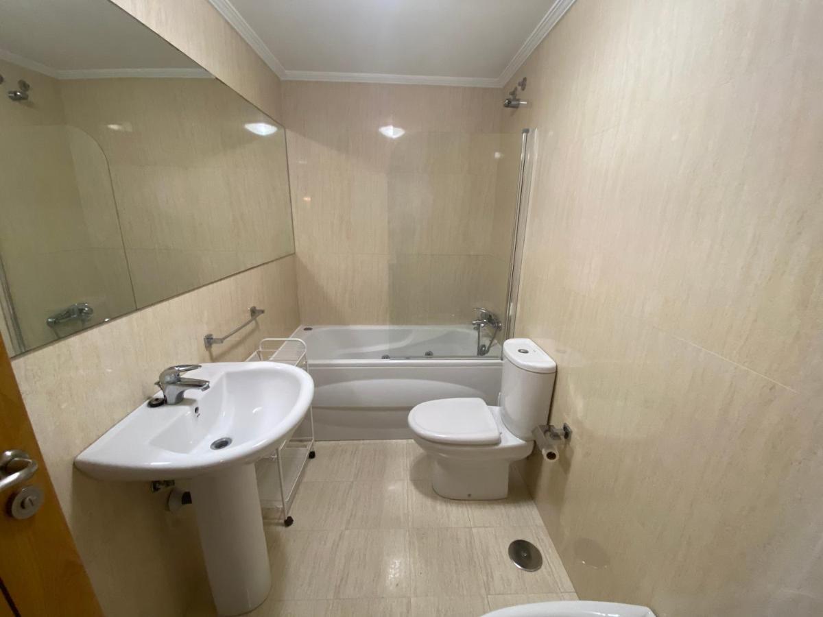 Apartamento A 5 Min Caminando De La Playa Sta. Cristina, Oleiros Dış mekan fotoğraf
